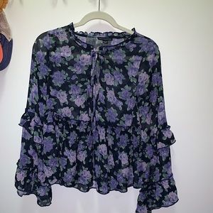 Size XS American Eagle flowy floral top. Navy blue with purple and green flowers
